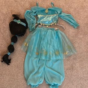 Disney store Jasmin Aladdin costume with wig